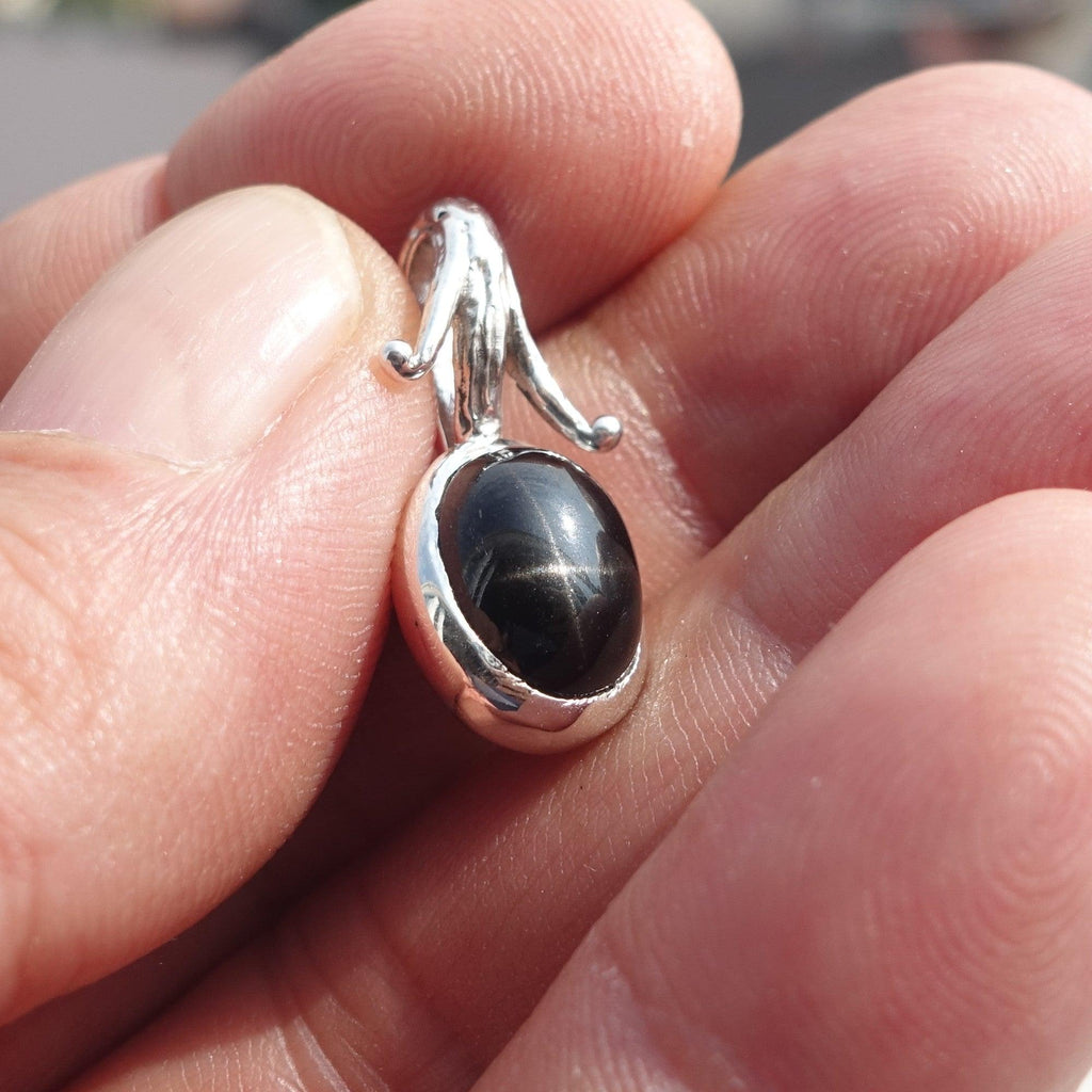 Black Star Diopside Pendant, Black Star Pendant, Minimalist Leaf Pendant, Sterling Silver Pendant, 4 Rays Black Star Diopside Charm
