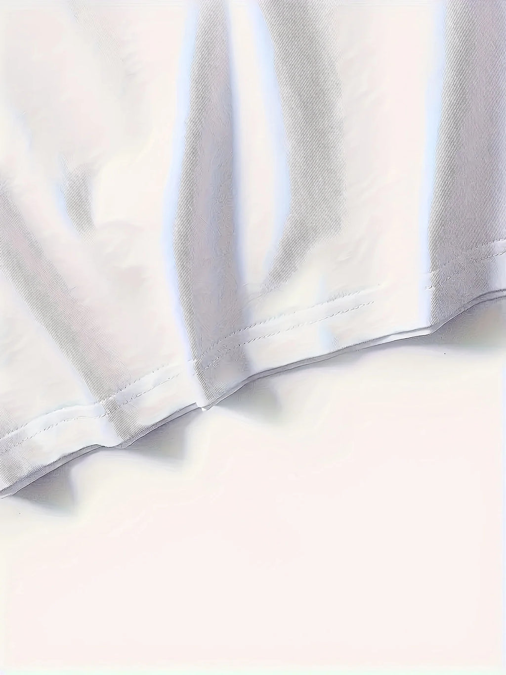 Men's Trendy Graphic Print T-Shirt - \